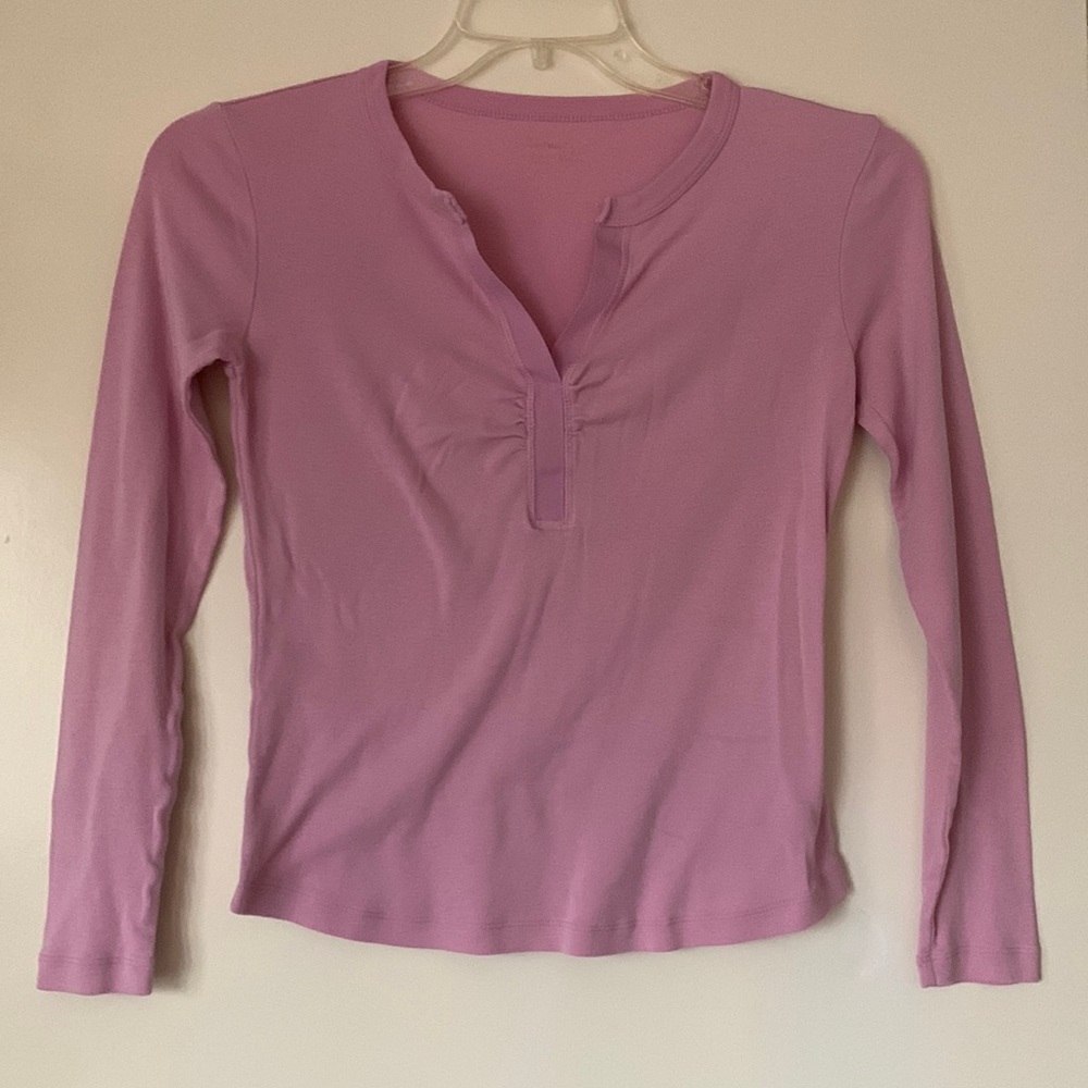 Light pink, long sleeve pima cotton, women’s t-shirt type top.  Size sma…